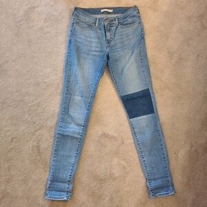 710 Super Skinny Levi Jeans